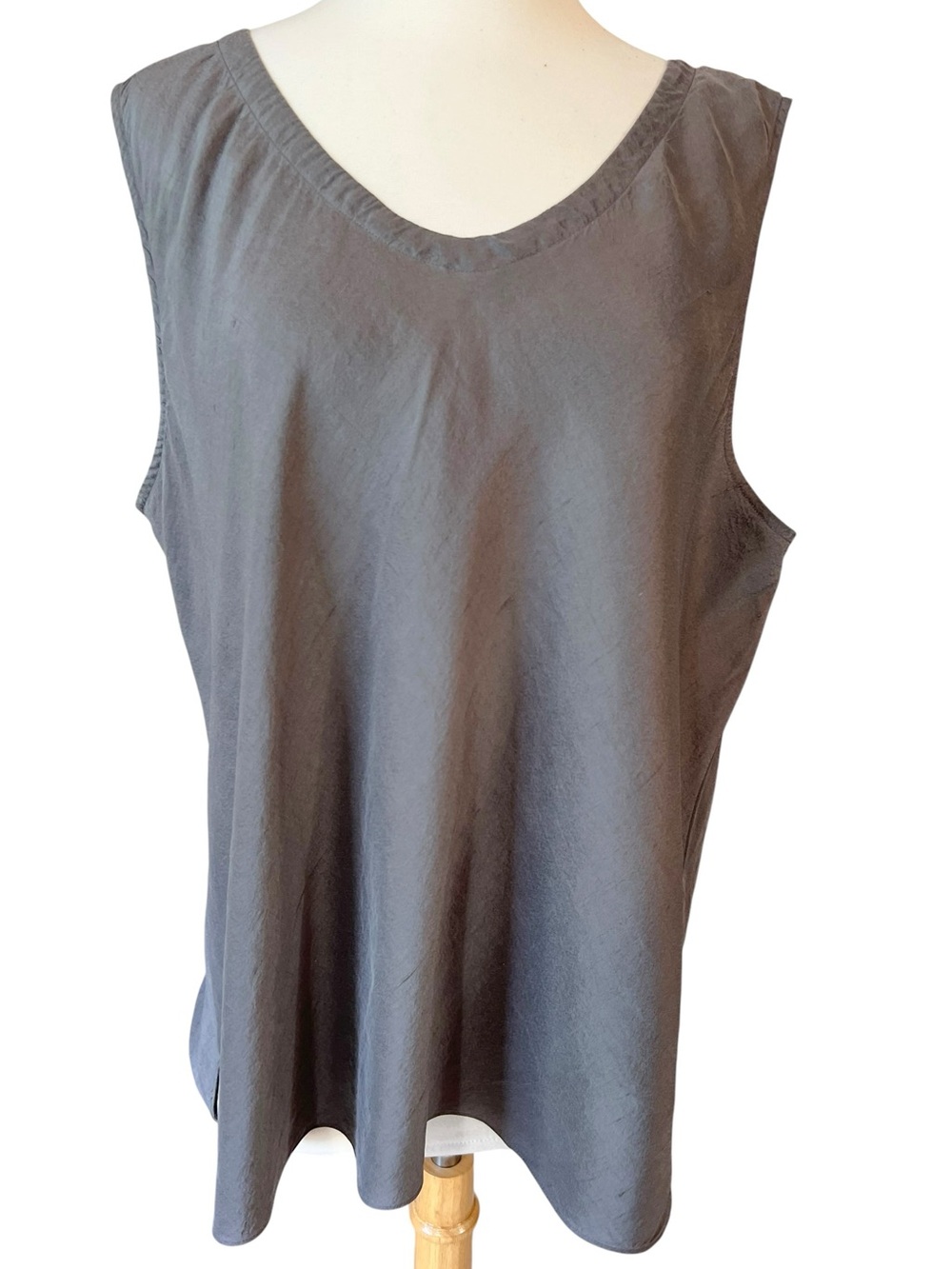 Eileen Fisher Gray Sleeveless 100% Silk Georgette Crepe Tank Top 2X
